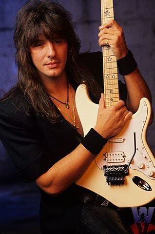 Richie Sambora .